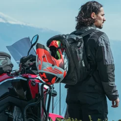 Givi XL02 Expandable Roll Top Cargo Bag 25-35Ltrs -Motorcycle Equipment Store givi xl02 wear